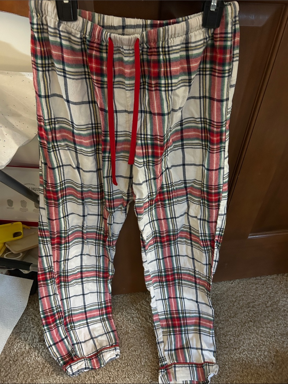 Wondershop White Red and Green Plaid Lounge Pants